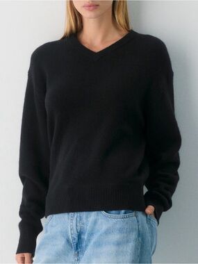 Banana Republic V-Neck Sweater